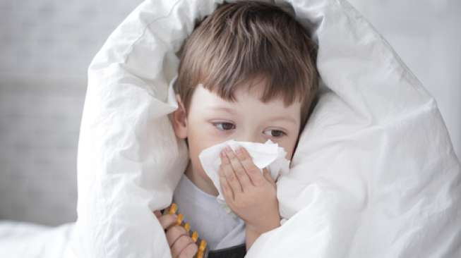 8 Rekomendasi Obat Flu dan Batuk Alami untuk Anak yang Super