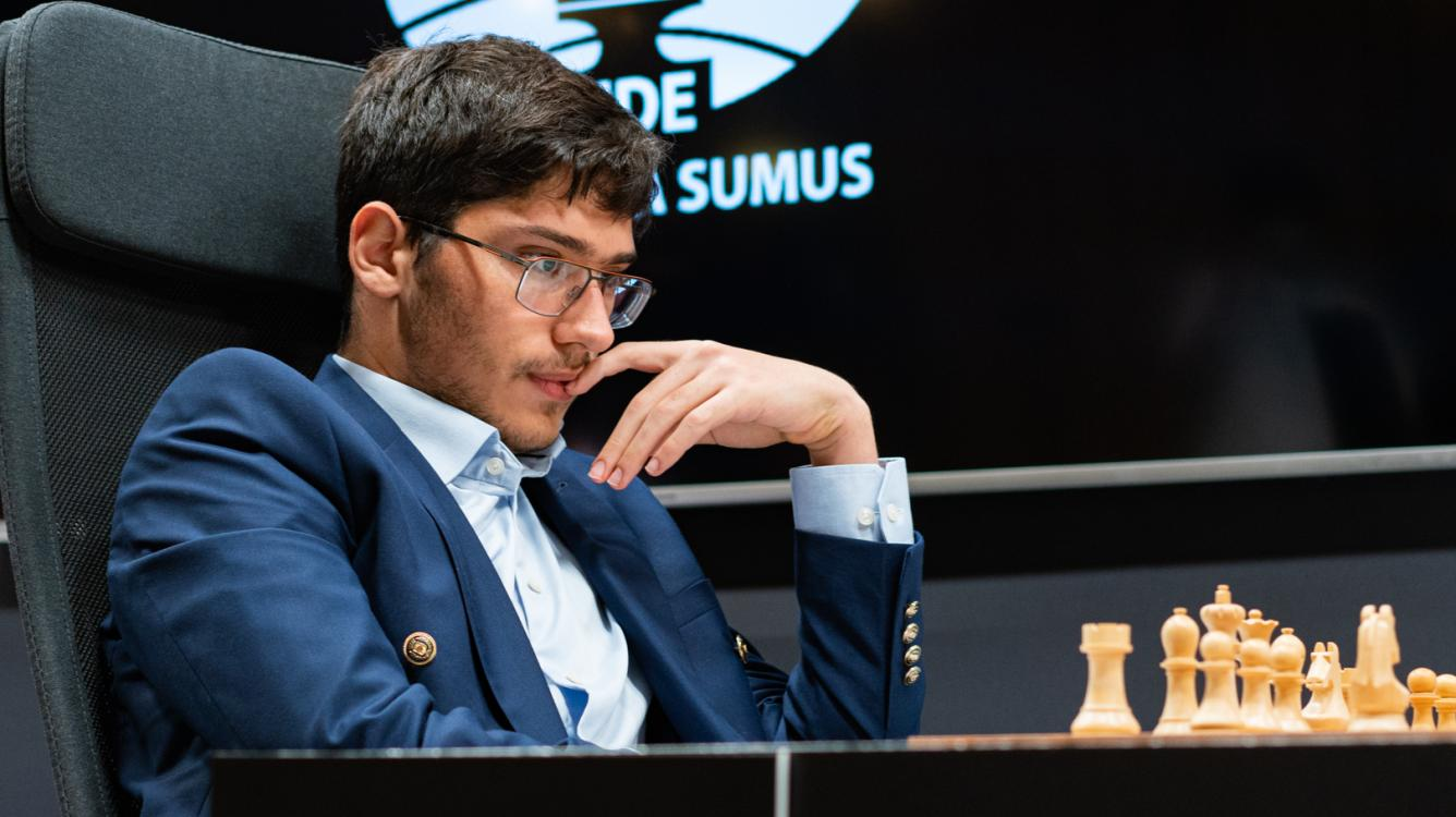Alireza Firouzja Pangeran Catur Impressive Dari Persia yang Akan Menggantikan Magnus Carlsen di tahun 2025