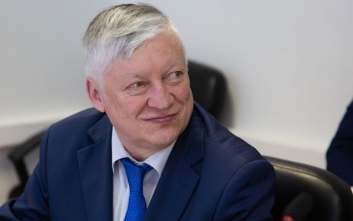 Anatoly Karpov, GrandMaster Legendaris Pesaing Super dari Kasparov (2024)